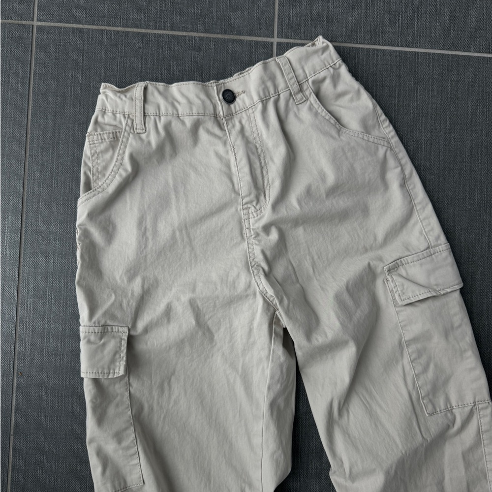 Light sand cargo pants - small
